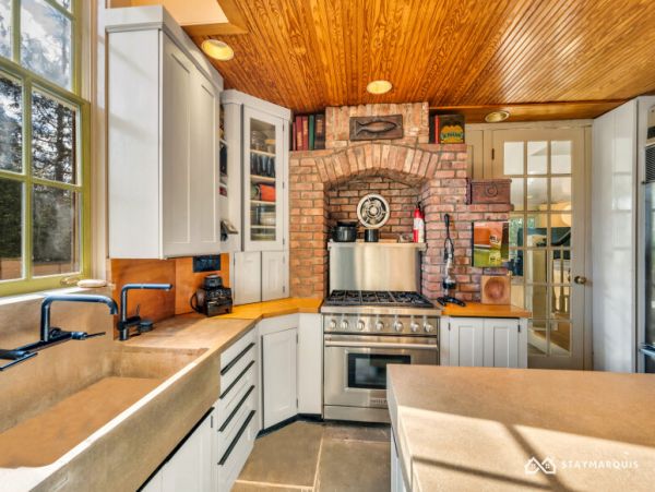 Hamptons Home 1020787