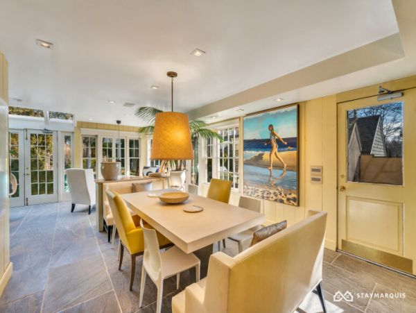 Hamptons Home 1020787