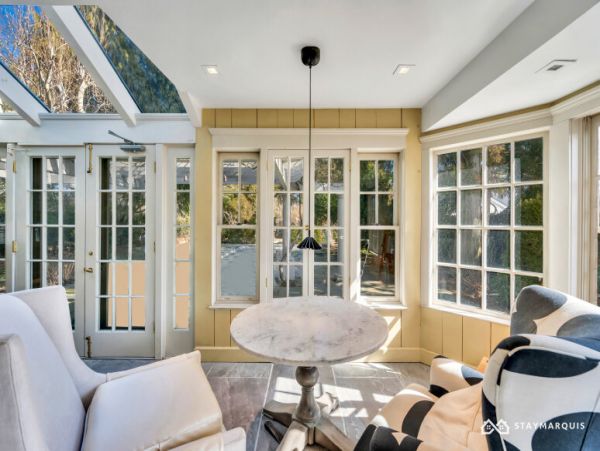Hamptons Home 1020787