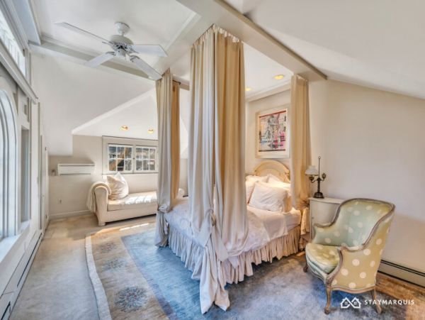 Hamptons Home 1020787