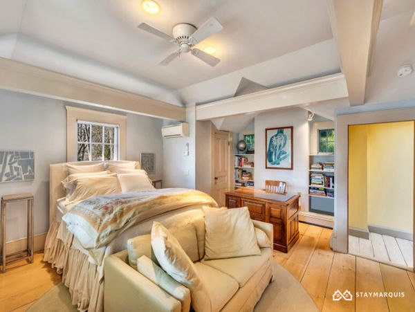 Hamptons Home 1020787
