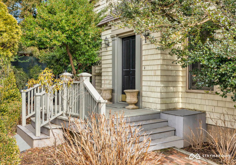 Hamptons Home 1020787