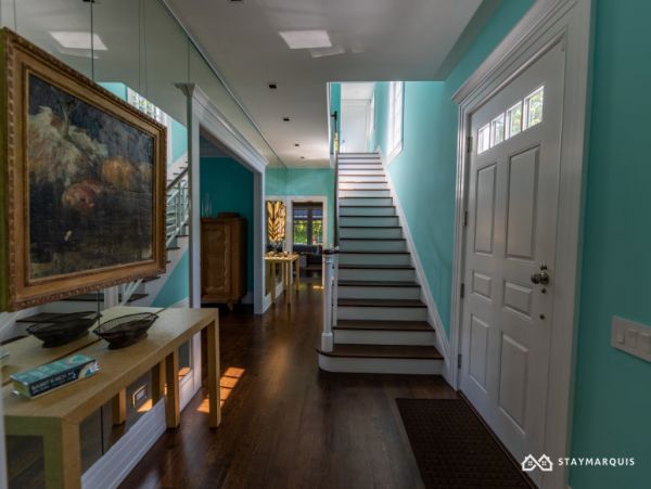 Hamptons Home 1020788