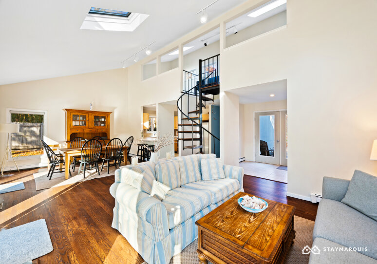 Hamptons Home 1020789