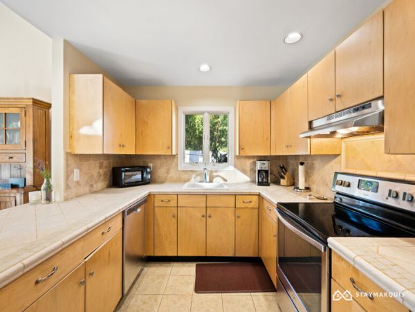 Hamptons Home 1020789