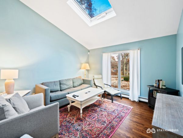 Hamptons Home 1020789