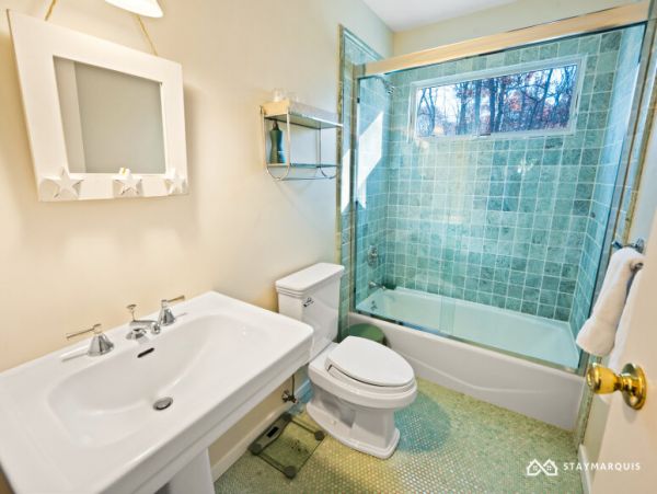 Hamptons Home 1020789