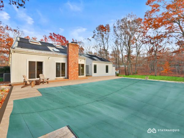 Hamptons Home 1020789
