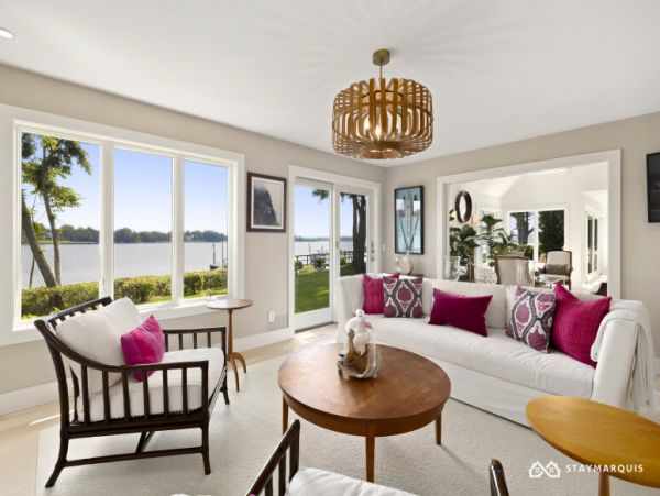 Hamptons Home 1020791