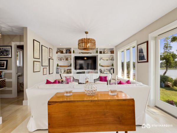 Hamptons Home 1020791
