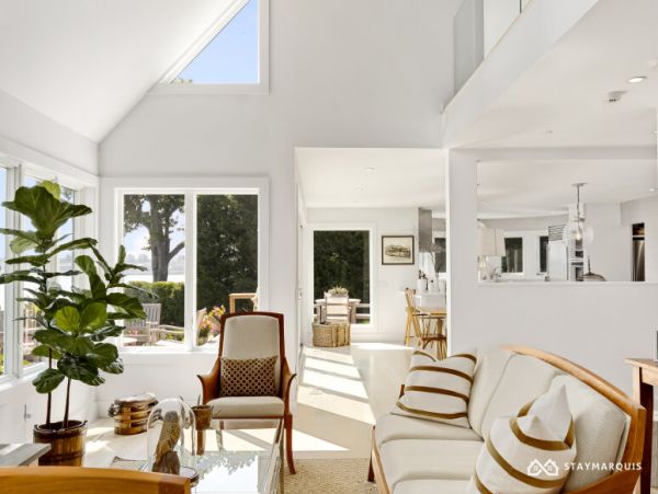 Hamptons Home 1020791