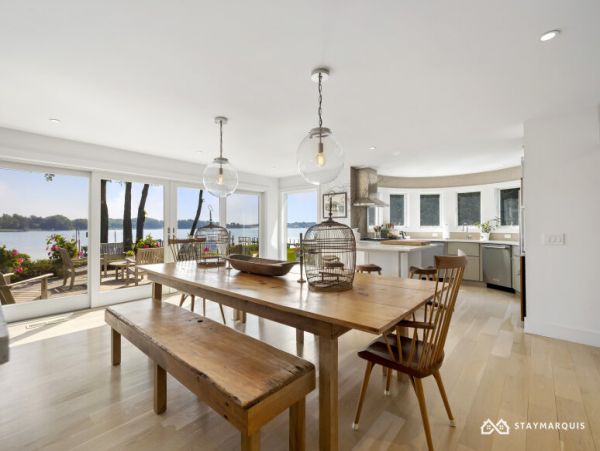 Hamptons Home 1020791