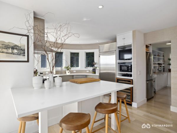 Hamptons Home 1020791