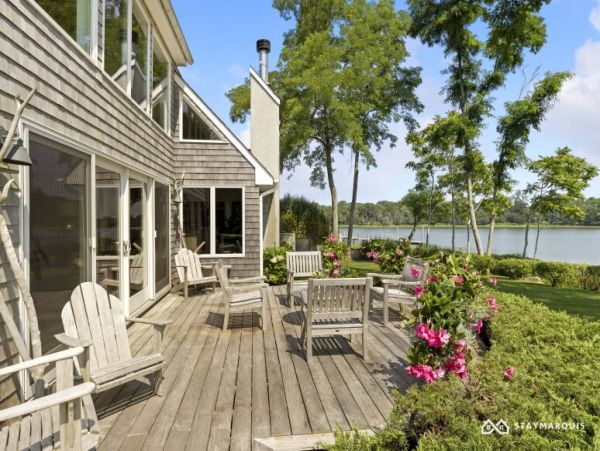 Hamptons Home 1020791