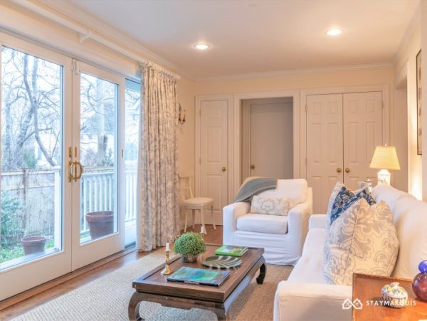 Hamptons Home 1020792