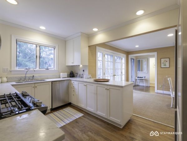 Hamptons Home 1020792