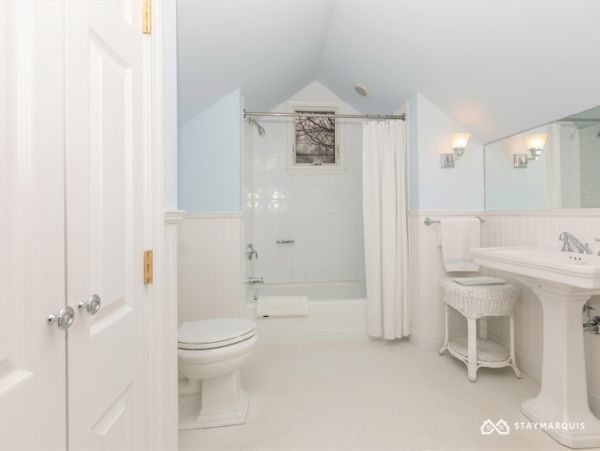 Hamptons Home 1020792