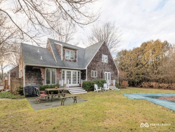 Hamptons Home 1020792