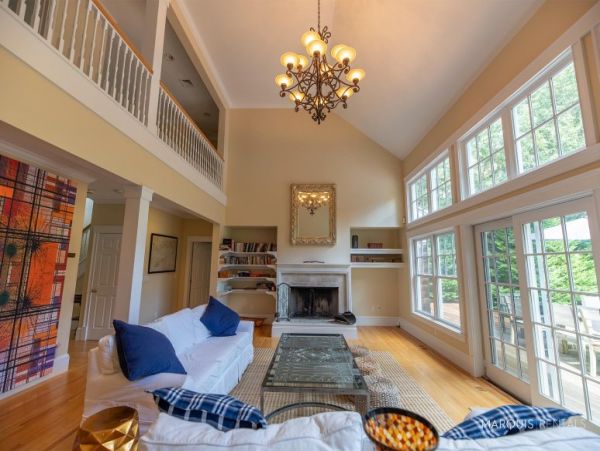Hamptons Home 1020793