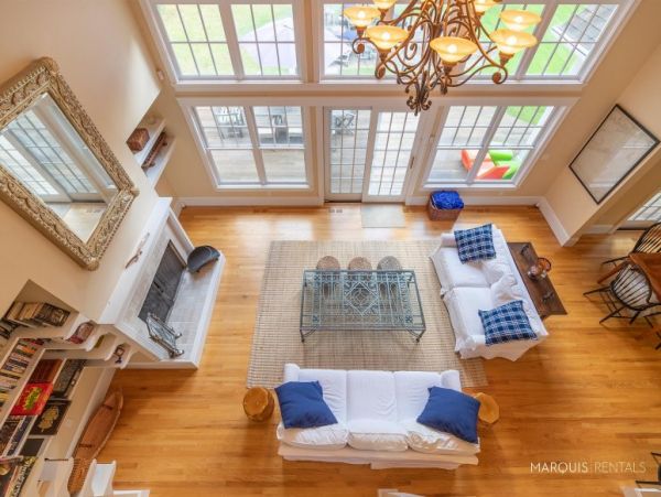 Hamptons Home 1020793