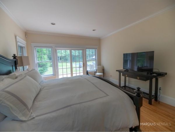 Hamptons Home 1020793