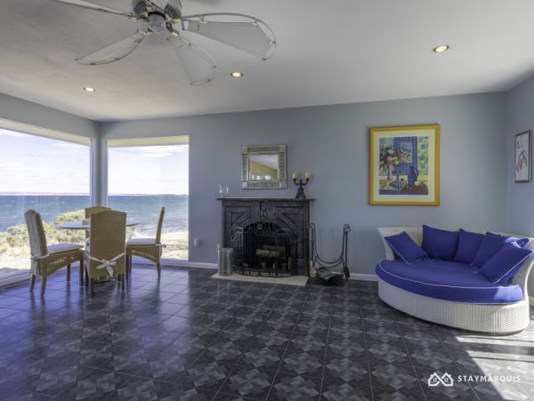 Hamptons Home 1020794