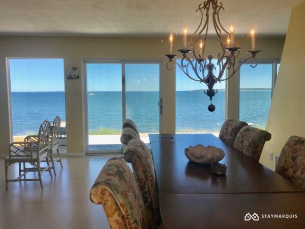 Hamptons Home 1020794