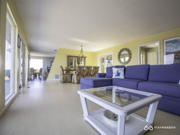 Hamptons Home 1020794