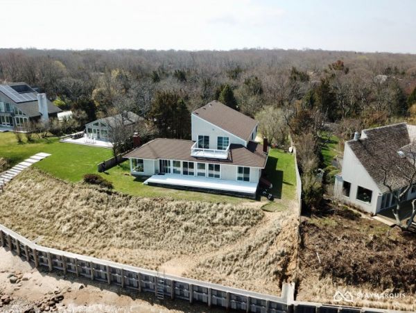 Hamptons Home 1020794