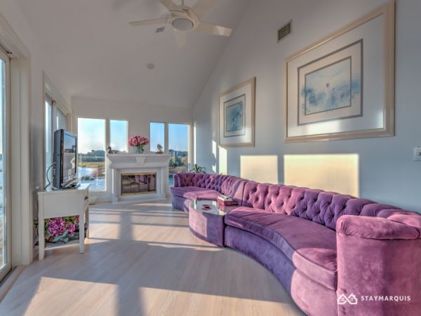 Hamptons Home 1020796