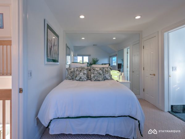 Hamptons Home 1020796