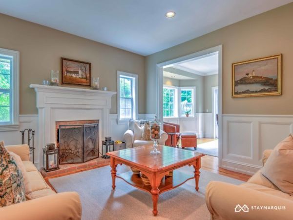 Hamptons Home 1020797