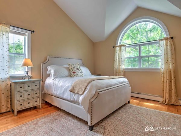 Hamptons Home 1020797