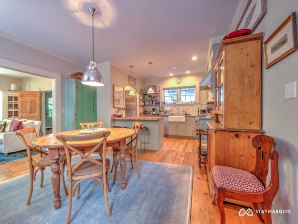 Hamptons Home 1020798
