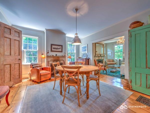 Hamptons Home 1020798