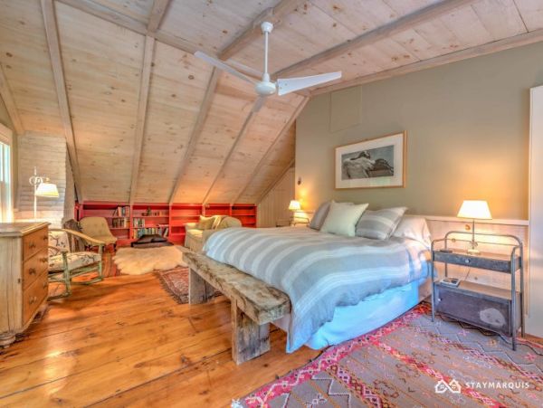 Hamptons Home 1020798