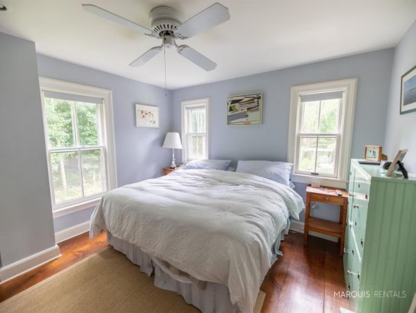Hamptons Home 1020799