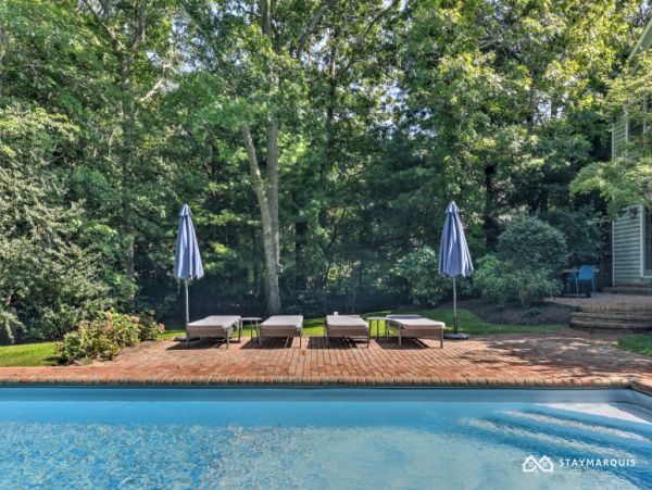 Hamptons Home 1020800