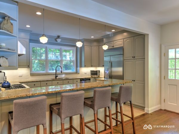 Hamptons Home 1020800
