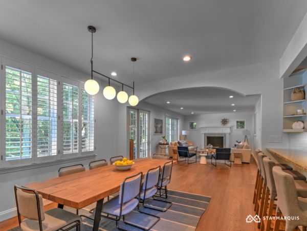 Hamptons Home 1020800