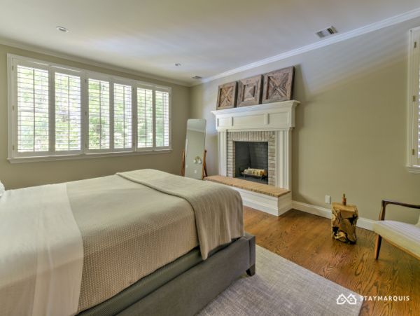 Hamptons Home 1020800