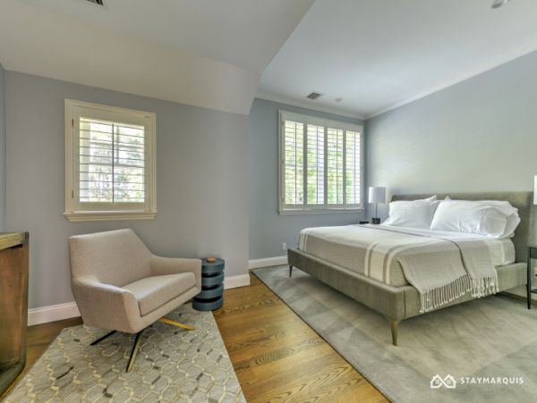 Hamptons Home 1020800