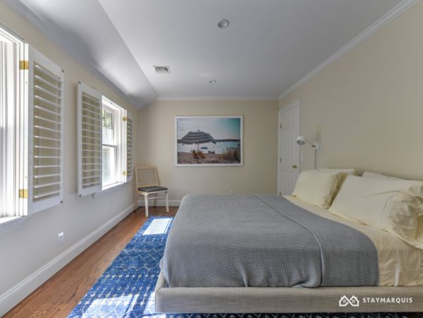 Hamptons Home 1020800