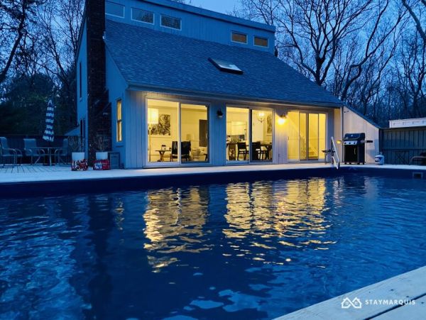 Hamptons Home 1020801