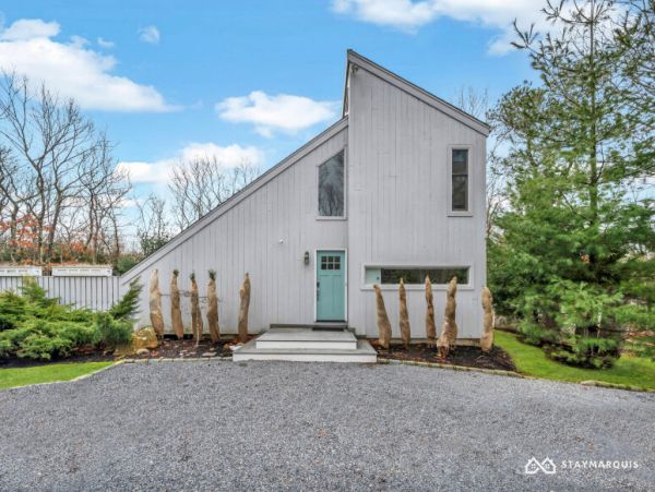 Hamptons Home 1020801