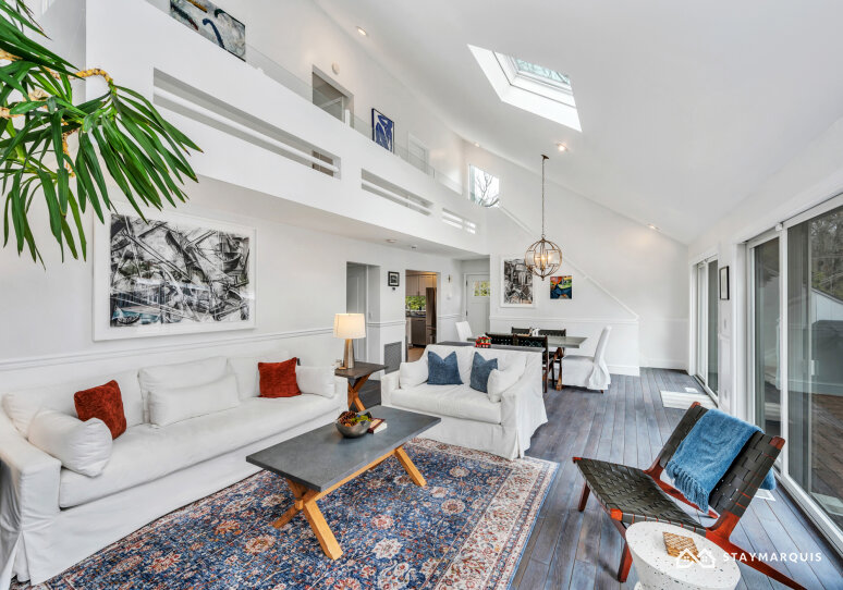 Hamptons Home 1020801