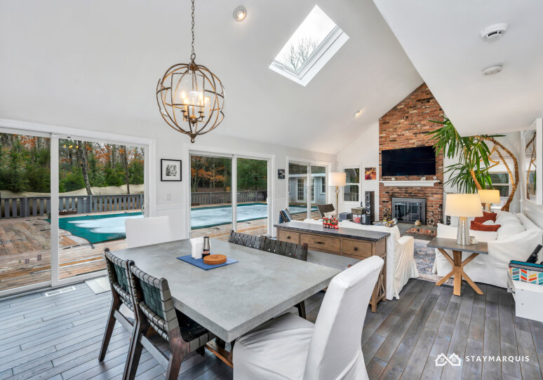 Hamptons Home 1020801