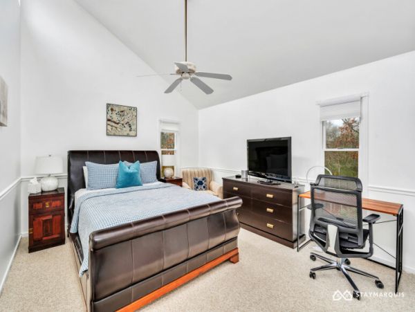 Hamptons Home 1020801
