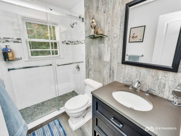 Hamptons Home 1020801