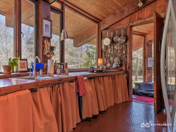 Hamptons Home 1020802
